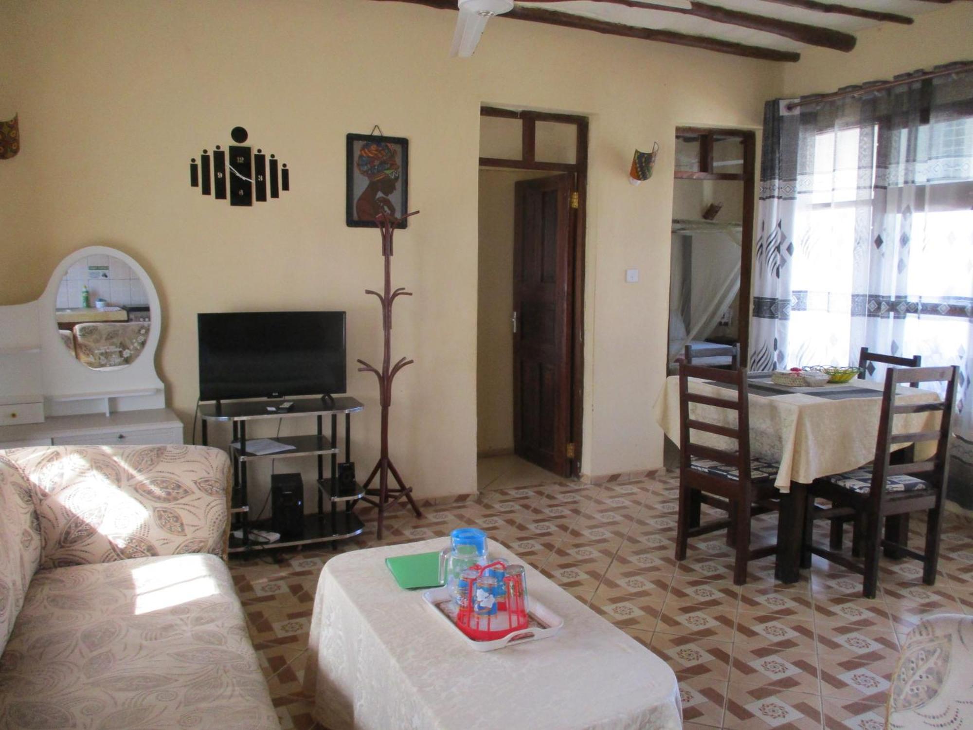 Simba Apartments Diani Beach Room photo