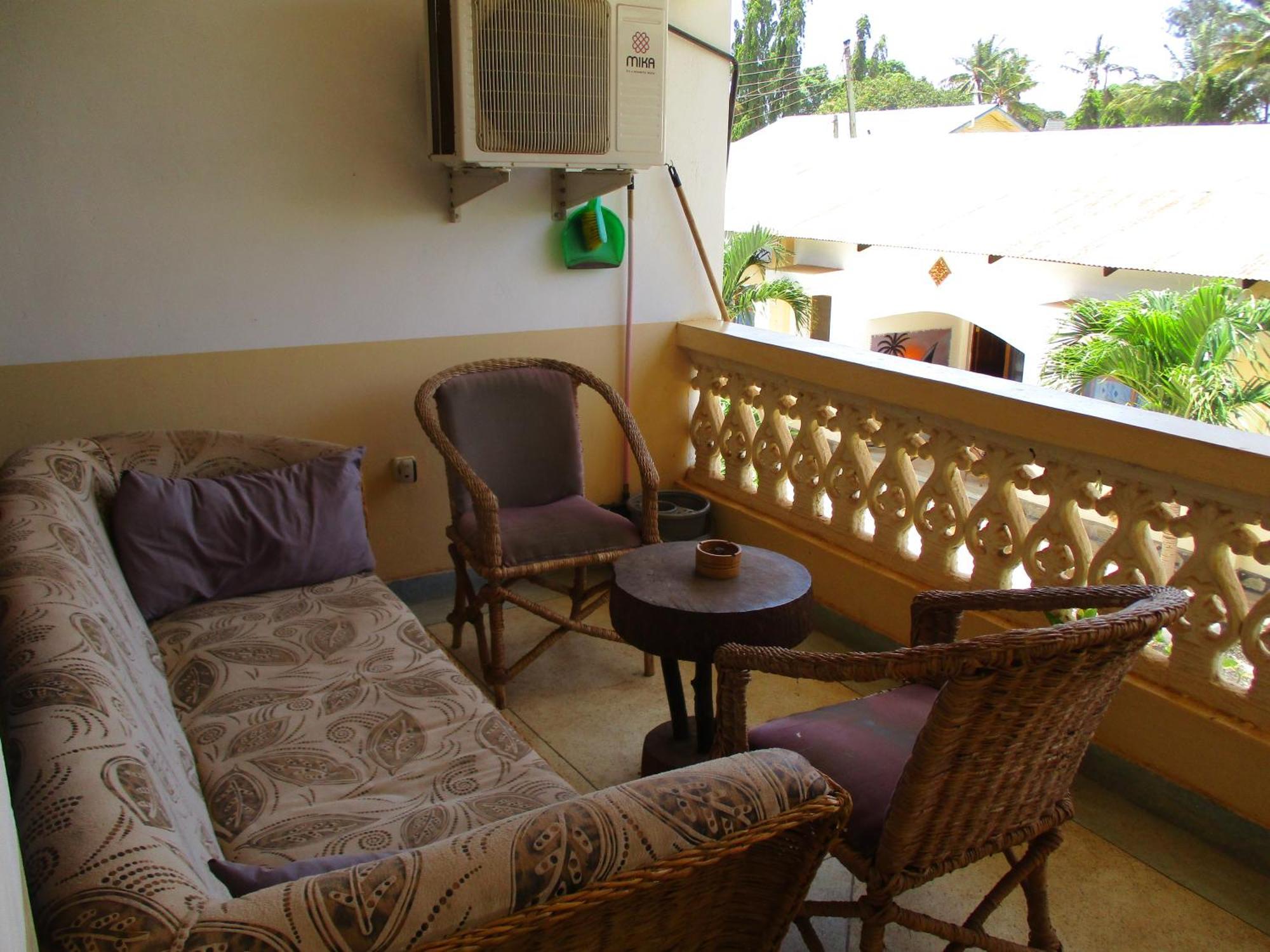 Simba Apartments Diani Beach Room photo